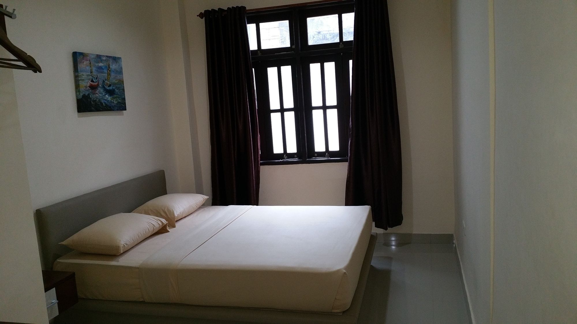 Legenda Beril Hostel Makassar Extérieur photo